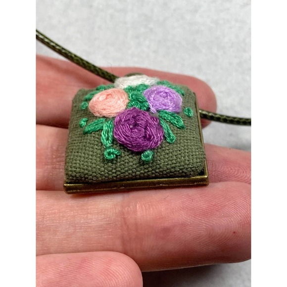 Embroidered Roses Necklace in Square Bezel - Handmade, Handstitched - Picture 4 of 4